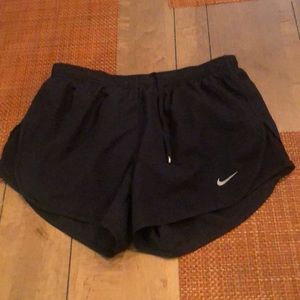 ‼️ SOLD ‼️ women’s dri-fit shorts
